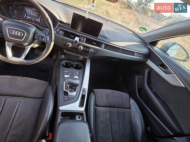 Универсал Audi A4 2017 в Киеве
