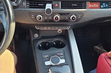 Универсал Audi A4 2017 в Киеве