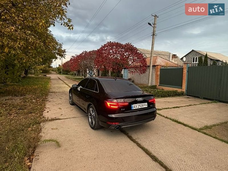 Седан Audi A4 2018 в Харкові