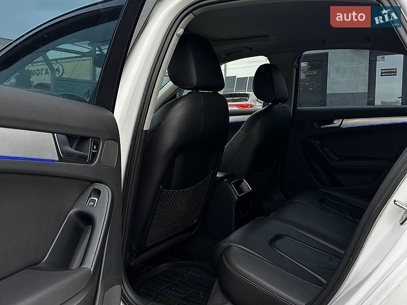 Седан Audi A4 2014 в Буче