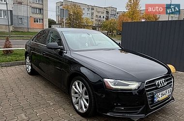 Седан Audi A4 2012 в Шептицькому