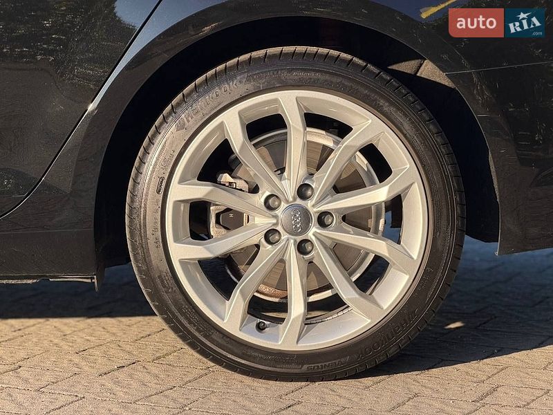 Універсал Audi A4 2019 в Львові