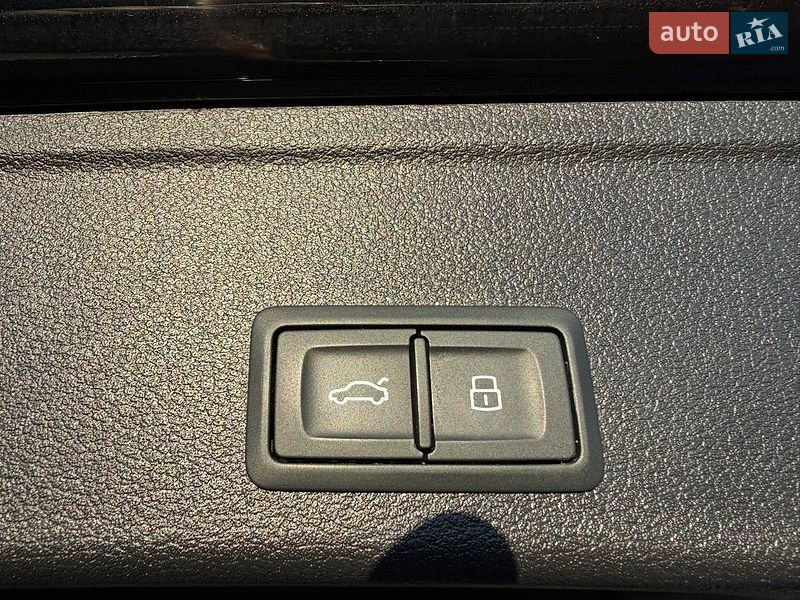 Універсал Audi A4 2019 в Львові