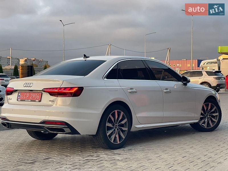 Седан Audi A4 2021 в Стрые