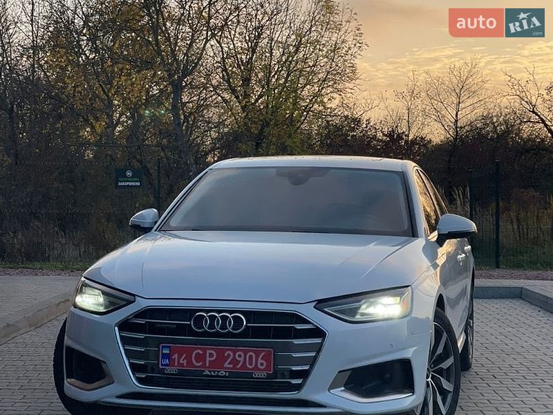 Седан Audi A4 2021 в Стрые