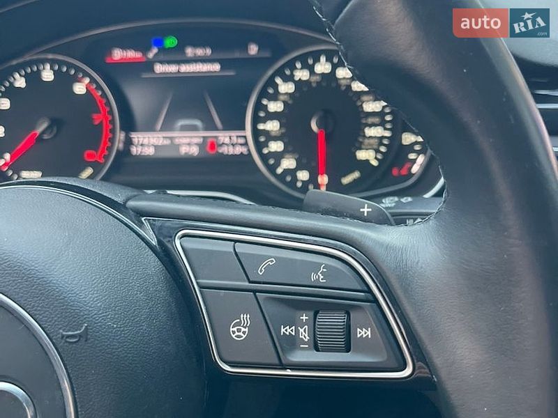 Седан Audi A4 2021 в Стрые