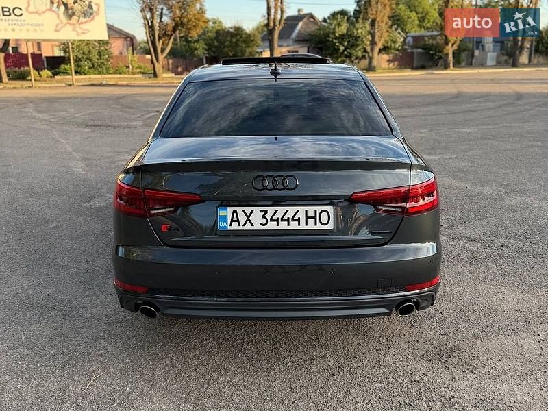 Седан Audi A4 2015 в Первомайске
