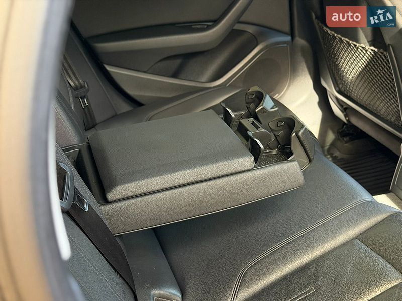 Седан Audi A4 2016 в Радивиліві