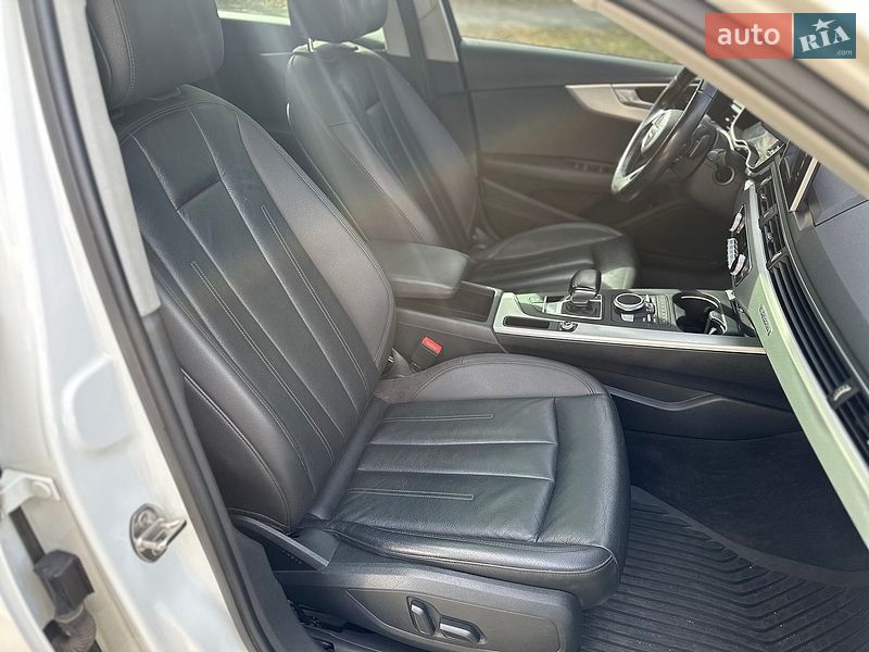 Седан Audi A4 2015 в Полтаве