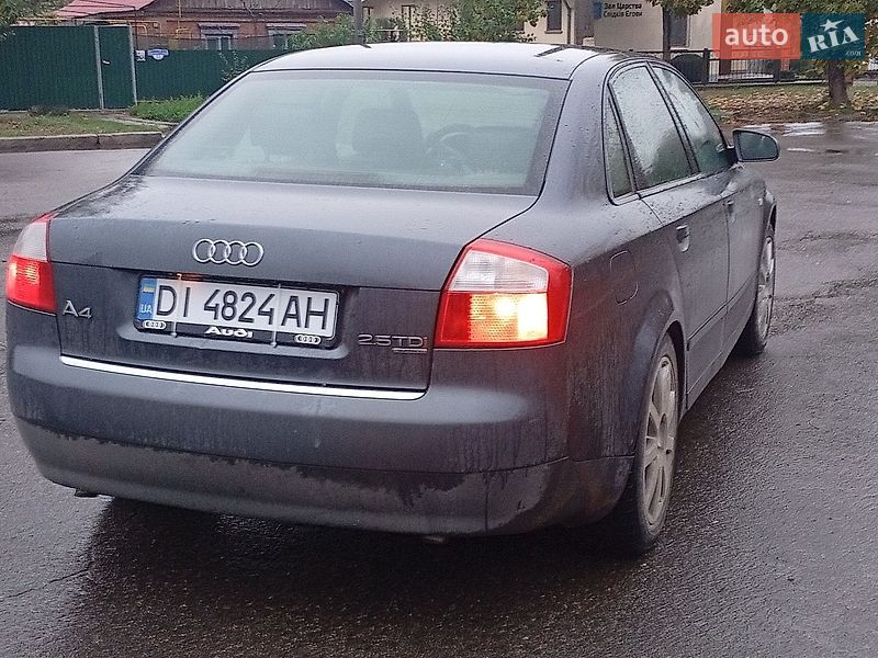 Седан Audi A4 2001 в Первомайске
