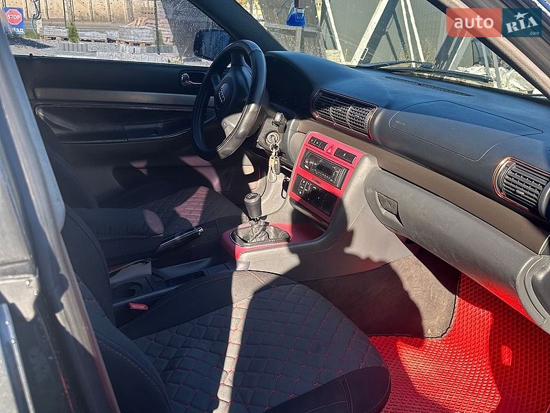 Седан Audi A4 1999 в Бориславі