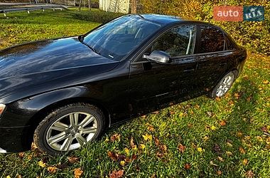 Седан Audi A4 2011 в Кривом Роге