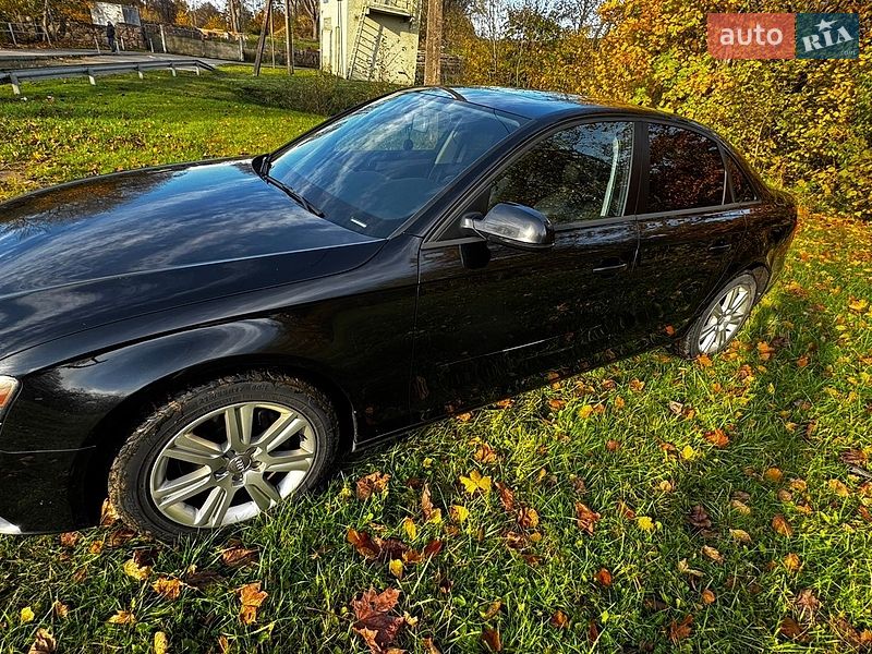 Седан Audi A4 2011 в Кривом Роге