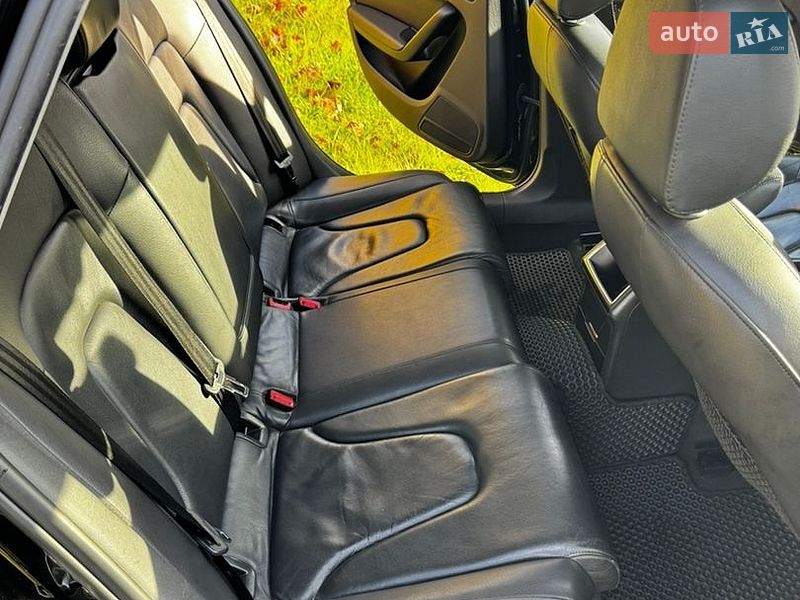 Седан Audi A4 2011 в Кривом Роге