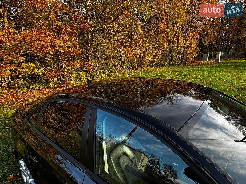 Седан Audi A4 2011 в Кривом Роге