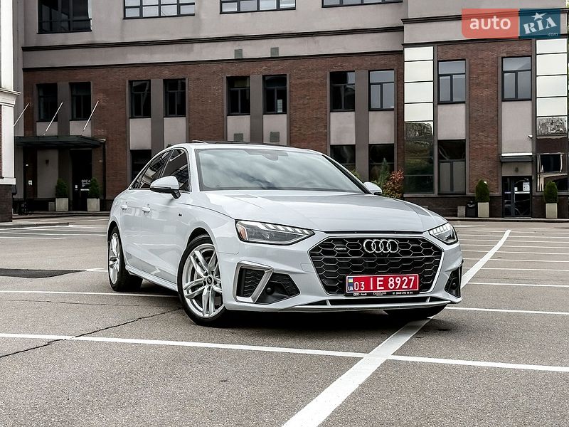 Audi A4 2022