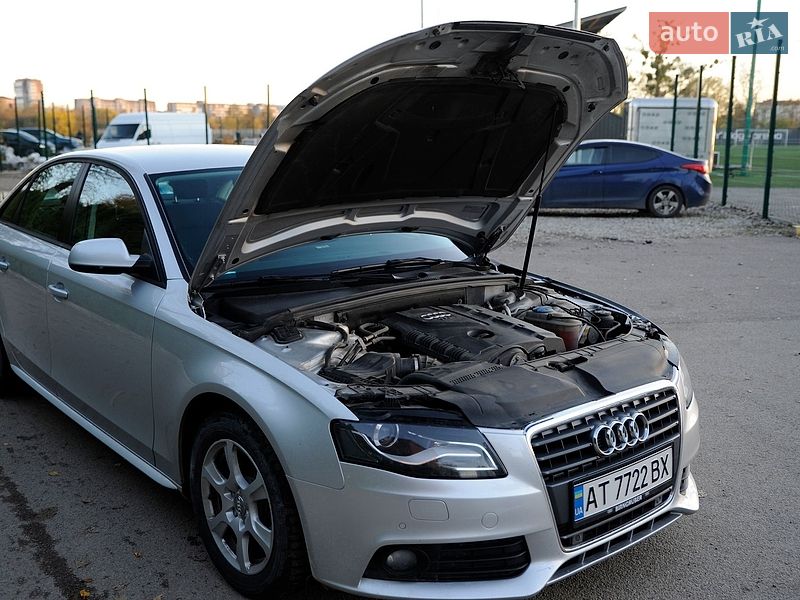 Седан Audi A4 2010 в Івано-Франківську