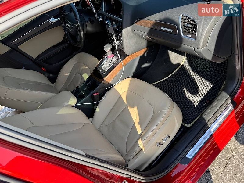 Седан Audi A4 2013 в Каменском