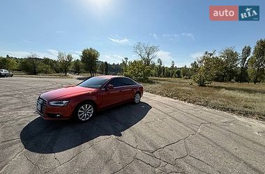 Седан Audi A4 2013 в Каменском