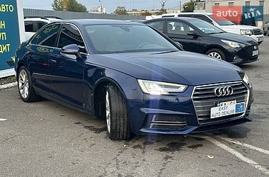 Седан Audi A4 2019 в Киеве