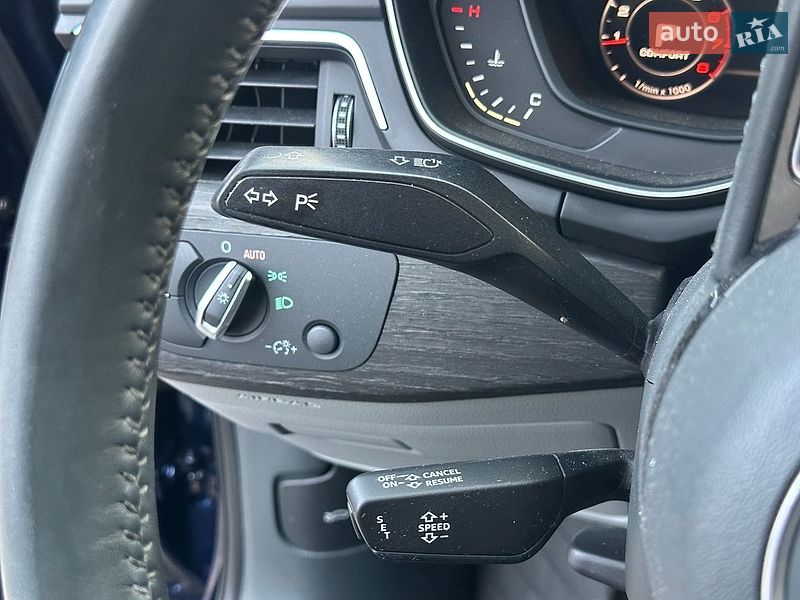 Седан Audi A4 2019 в Киеве