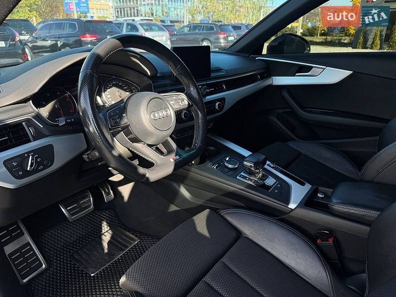 Универсал Audi A4 2017 в Черновцах