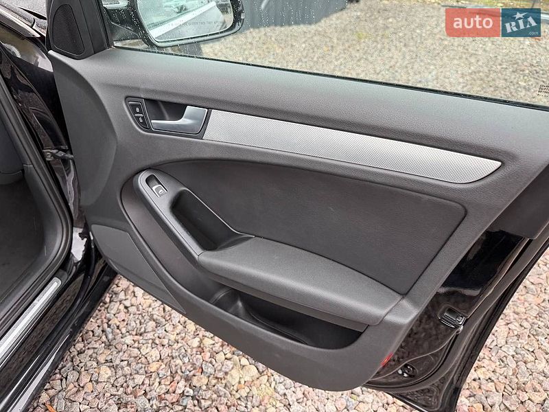 Седан Audi A4 2013 в Винниках