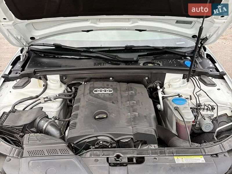 Седан Audi A4 2014 в Калиновке