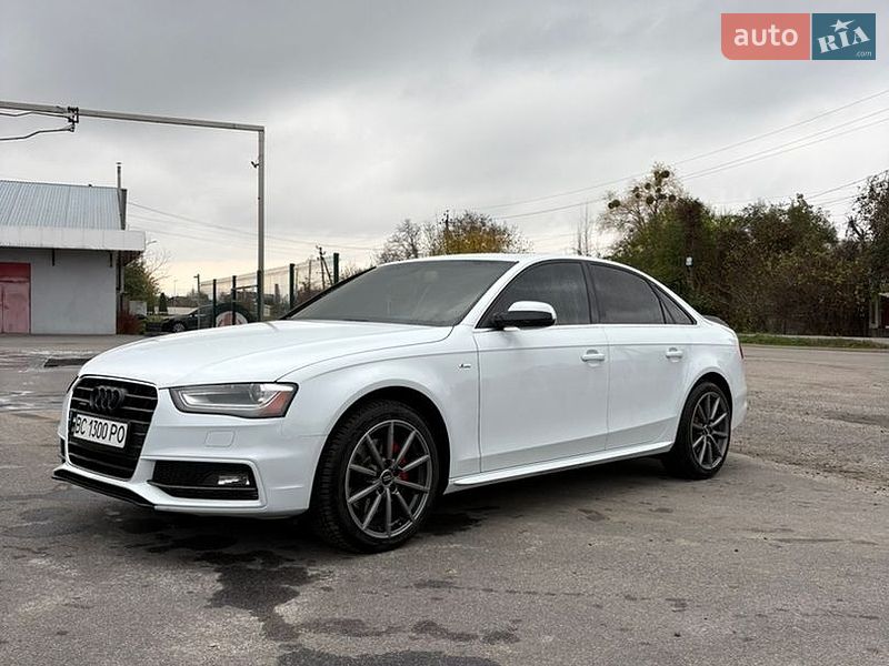 Седан Audi A4 2014 в Калиновке
