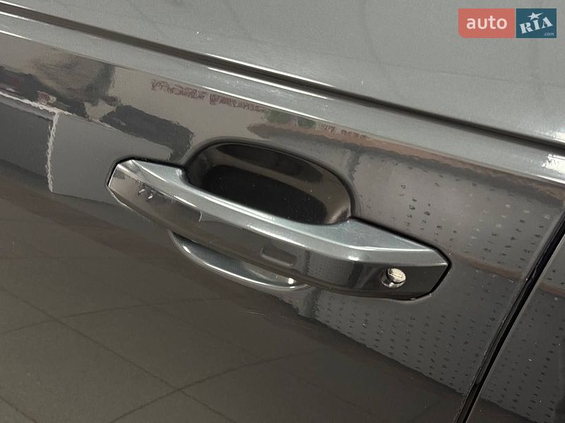 Седан Audi A4 2017 в Києві