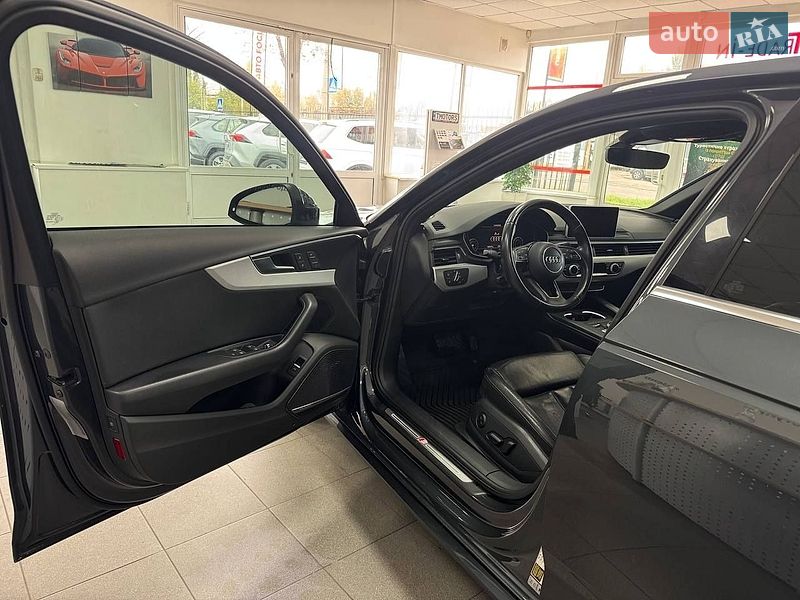 Седан Audi A4 2017 в Києві