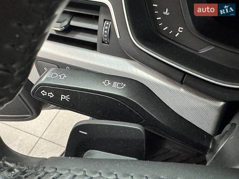 Седан Audi A4 2017 в Києві