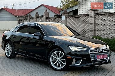 Седан Audi A4 2019 в Вінниці