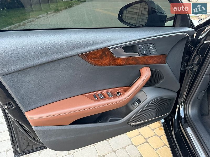 Седан Audi A4 2019 в Вінниці