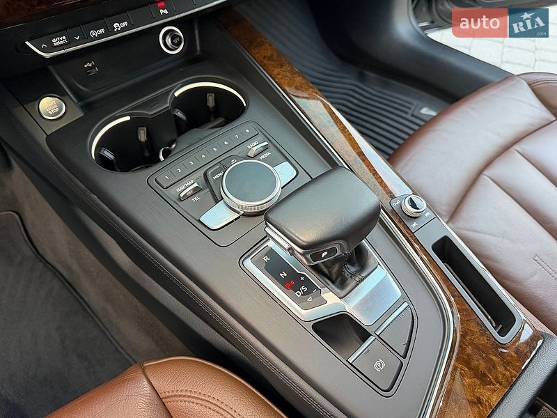 Седан Audi A4 2019 в Вінниці