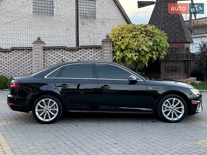 Седан Audi A4 2019 в Вінниці