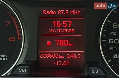 Седан Audi A4 2009 в Умані