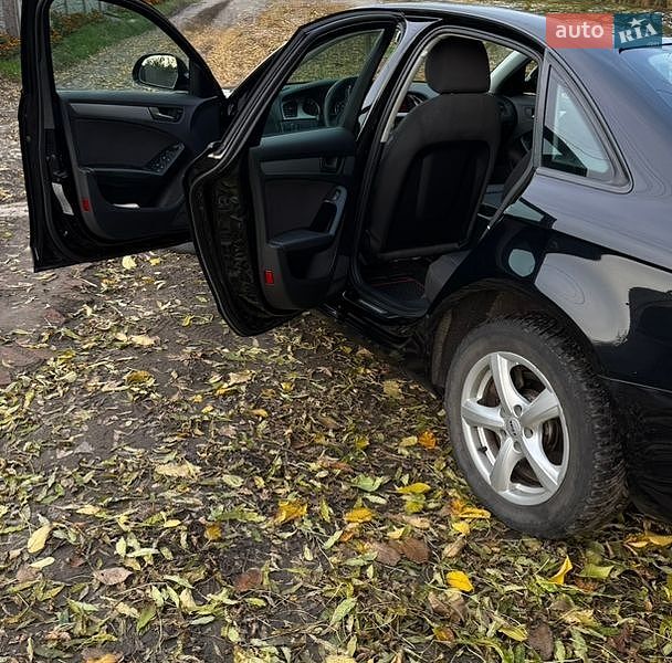 Седан Audi A4 2009 в Умані