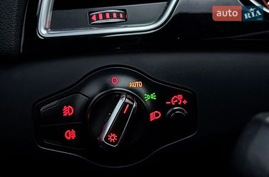 Седан Audi A4 2015 в Івано-Франково