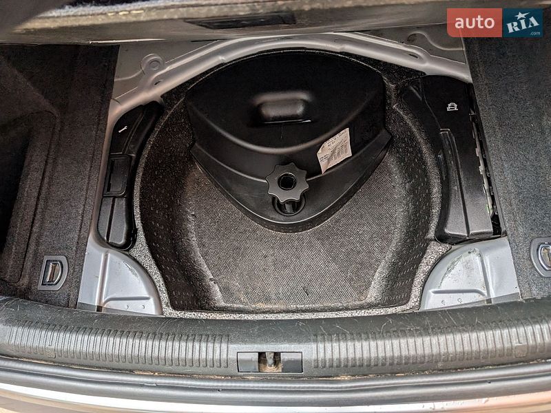 Седан Audi A4 2004 в Калуше
