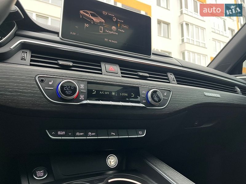 Седан Audi A4 2017 в Виннице
