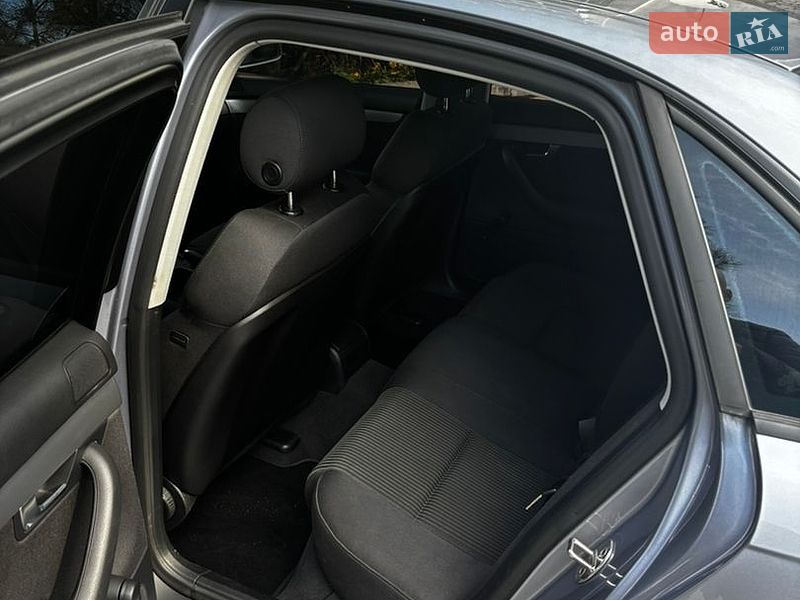 Седан Audi A4 2006 в Миколаєві