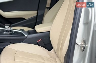 Седан Audi A4 2017 в Львові