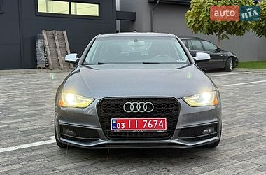 Седан Audi A4 2015 в Луцке
