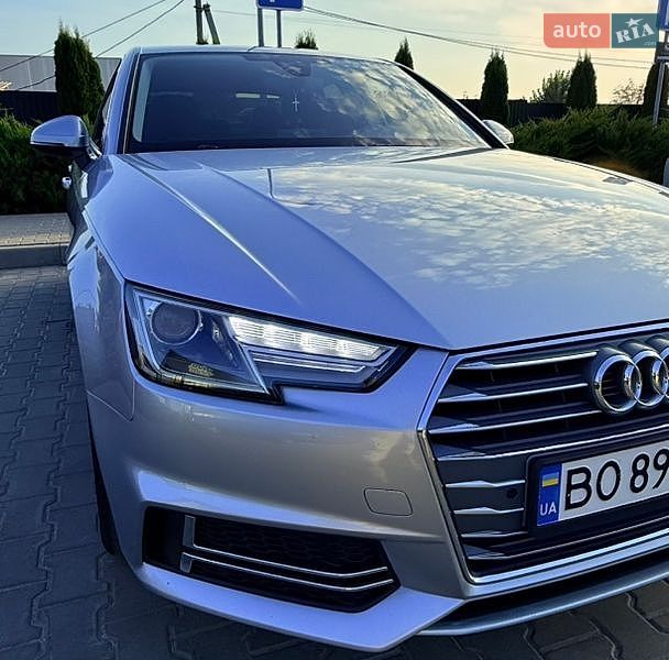 Седан Audi A4 2018 в Тернополе