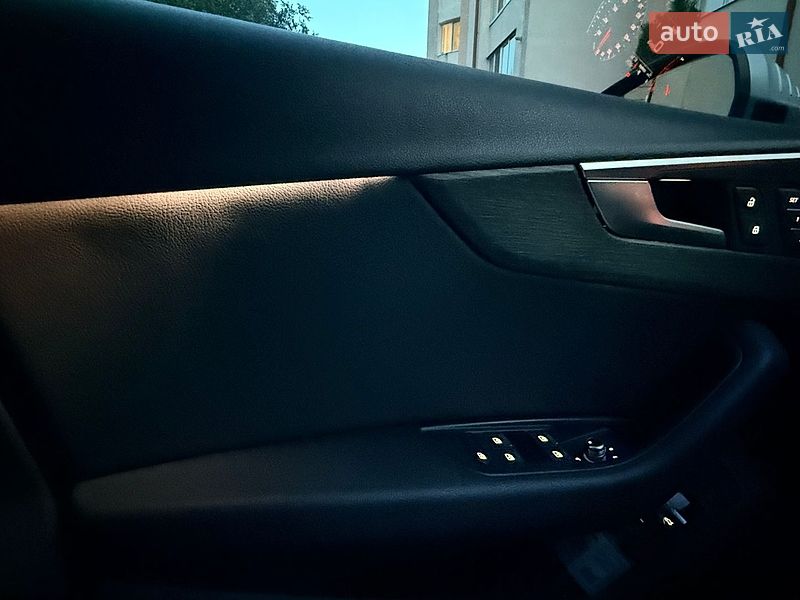 Седан Audi A4 2018 в Тернополе