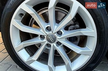 Седан Audi A4 2018 в Тернополе