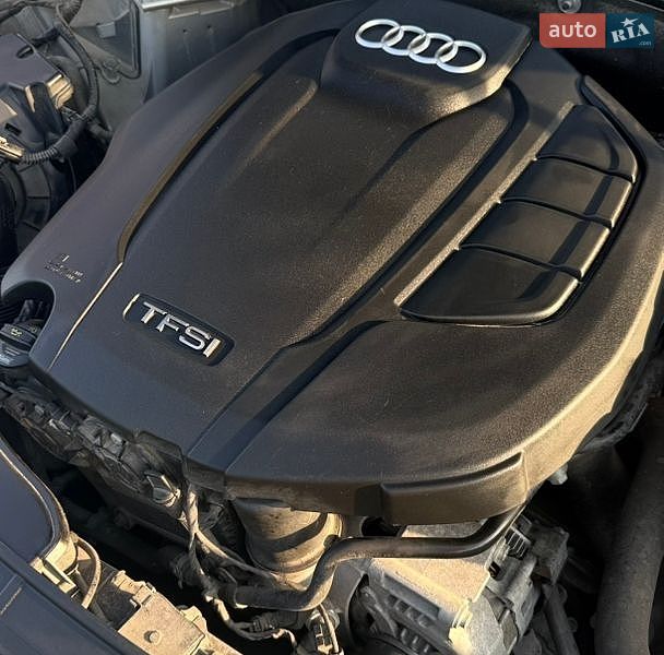 Седан Audi A4 2018 в Тернополе