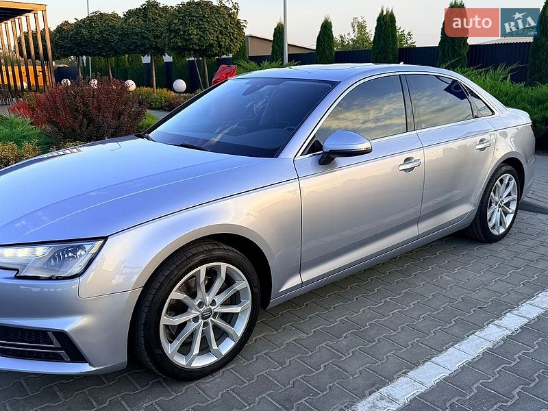 Седан Audi A4 2018 в Тернополе