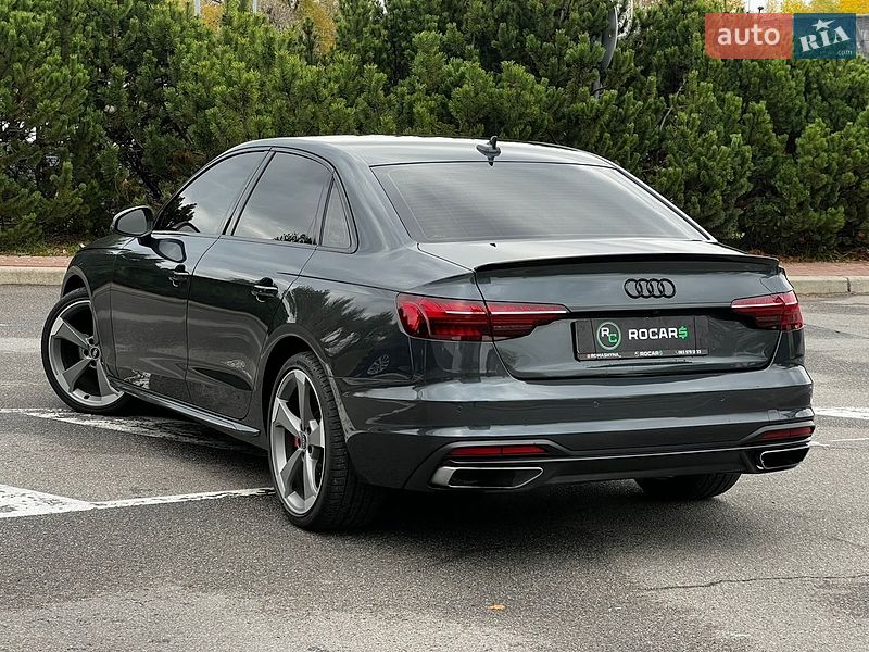 Седан Audi A4 2019 в Києві